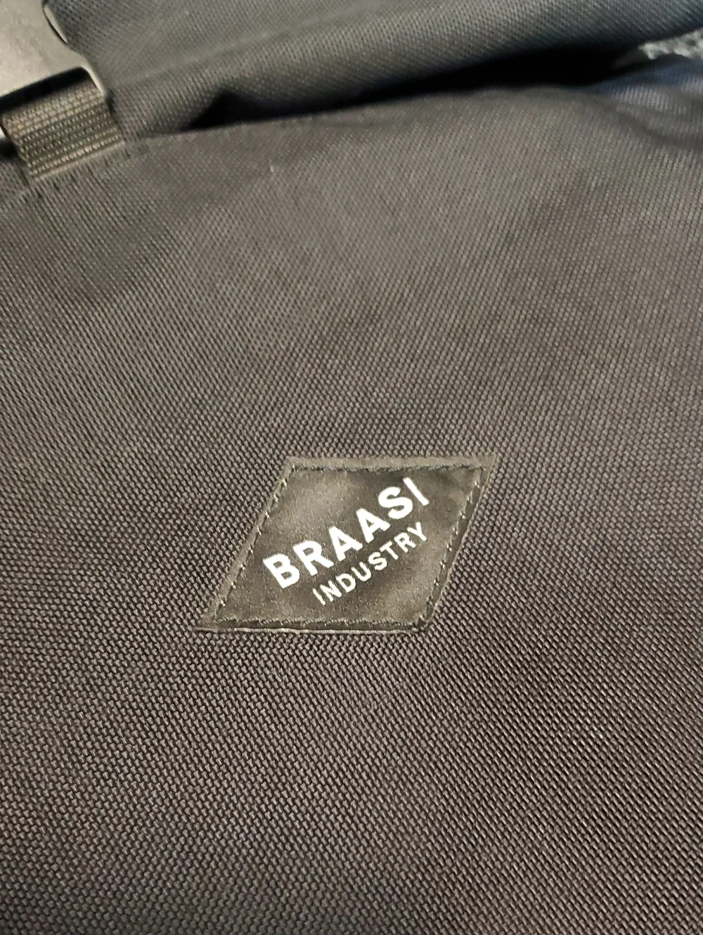 Braasi urban rolltop backpack made
